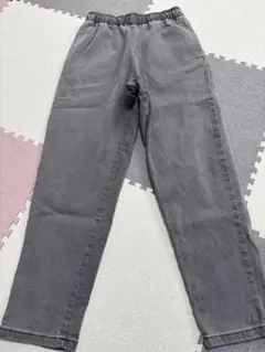 GU グレー 長ズボン ロングパンツ　150