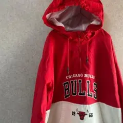 NBA Chicago Bulls ハーフジップジャケット Mサイズ レッドのサムネイル