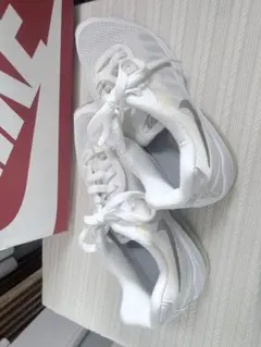 NIKE エアスニーカー ホワイト
