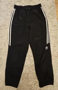 adidas ブラック トレーニングパンツ、ジャージ