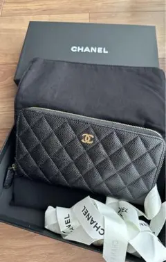 シャネル マトラッセラウンドファスナーキャビアスキン長財布