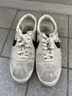 Nike ホワイト スニーカー　ナイキ