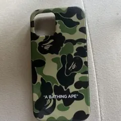 A BATHING APE iPhone ケース 迷彩柄のサムネイル
