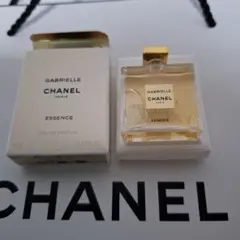 『CHANEL』のノベルティ　ガブリエルシャネルエッセンスオードゥパルファム