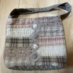 Item thumbnail for item 3521c9e5-9144-41d6-815c-7dc3578557f8