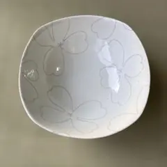 Item thumbnail for item 197d162d-fbce-46eb-b180-688058bcc5d7