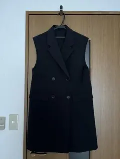 GU オーバーサイズダブルブレストベスト　Sサイズ