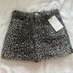 ヒョウ柄ショートパンツ