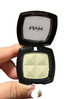 NYX シングルアイシャドウ ES146A Sparkle Whiteのサムネイル