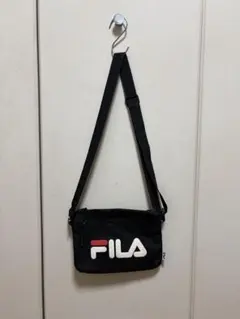 FILA ショルダーバッグ ブラック 縦: 18 横: 25のサムネイル