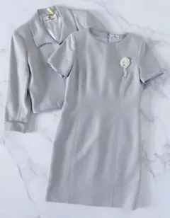明日まで大特価！入園式　入学式　Courreges シルク混 フォーマルスーツのサムネイル