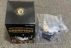 岡田監督　ボブルヘッド 未開封 阪神タイガース 2024年 岡田彰布監督 胴上げ