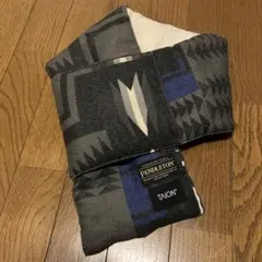 ペンドルトンxタイオン リバーシブル ダウンマフラー カーキ×グレー