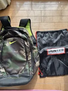 NIKE ナイキ　迷彩リュック　カモフラージュ　美品　カーキ　ハンター