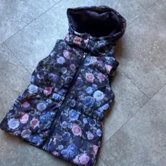 【限定タイムセール】H&M♡2way♡花柄フード付中綿ベスト♡120〜130
