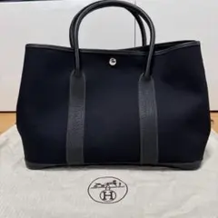 Item thumbnail for item 150c0020-082c-4cc4-8692-1136c8cbe8c7