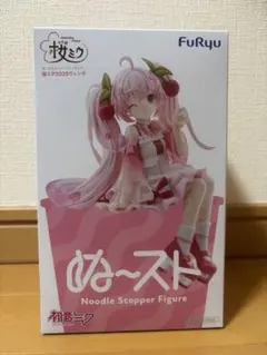 初音ミク ぬーどるストッパーフィギュア -桜ミク2025ウィンク-②