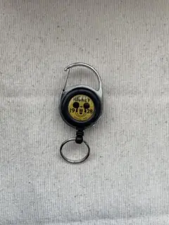 ミッキーマウス カラビナ付き リールホルダー