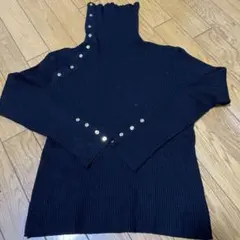 美品　ボタン付きハイネックニット 黒