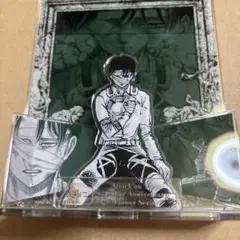 進撃の巨人　アニーク　リヴァイ　ジオラマ　アクリルスタンド　天と地の戦い