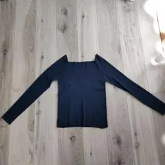 ニットセーター