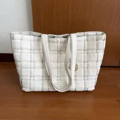 Burberrys ハンドバッグ シャドーチェック ホワイト - メルカリ