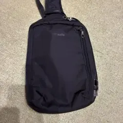 正規品】セーフプラス クロスボディバッグ旅行用RFID防止 韓国人気 