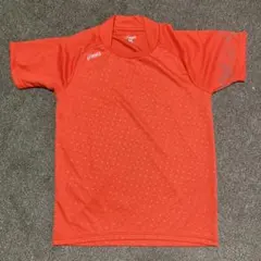 asics オレンジ 半袖 トップス
