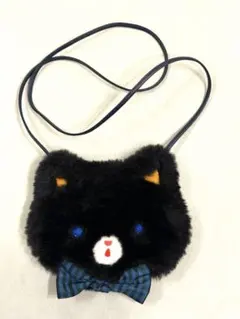 ファミリア familiar 猫型 ファーポシェット ブラック リボン付き　ねこ