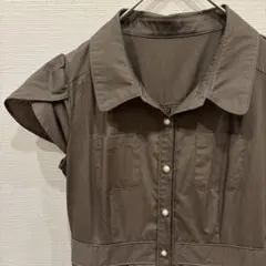 美品【M】半袖シャツワンピース カーキ 無地 上品 大人女子 シンプル ひざ丈