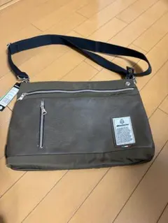 Bianchi ショルダーバッグ BSPI-01 カーキ - メルカリ