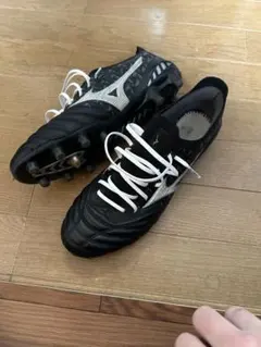Mizuno サッカーシューズ スパイク ブラック/ホワイト　モレリアネオβ