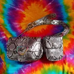 カッコ可愛い(*´艸`)メタリックパイソン型押蛇柄♡ウエストバッグ□ボディバッグ