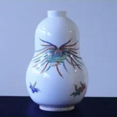 十三代 酒井田柿右衛門 人間国宝花瓶瓢箪型 桐鳳凰文 花瓶 24cm 瓢形 壺のサムネイル