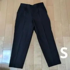 GU ワイドテーパードイージーパンツ Sサイズのサムネイル