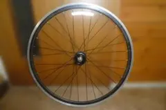 LEADER BIKE】純正ロゴ入りリアホイール◇固定ギア＆タイヤ付☆ - メルカリ