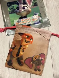 ディズニーストア ズートピア シークレット巾着