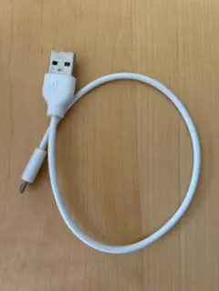 USB-A to micro USB ホワイトケーブル