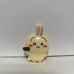 ちいかわ うさぎ スタンドクリップ ガチャガチャ