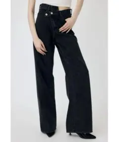 MOUSSY マウジーデニム　CROSS WAIST WIDE STRAIGHT