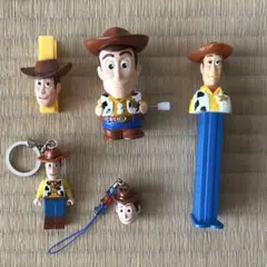 ❤︎様専用　【ディズニー】ウッディキーチェーン