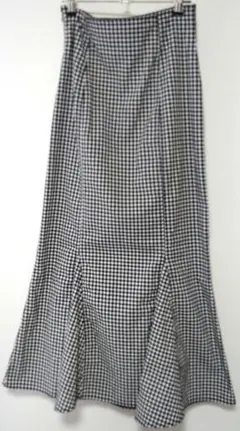 チェック柄フレアロングスカート（ハイウエスト）