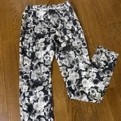 パンツ　花柄パンツ　ウエストゴム