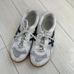 （最終値下げ）関東国際高校　体育館シューズ　23.5cm