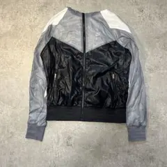 NIKE ウィンドブレーカー ナイロンパーカー フルジップ モノトーンストリート