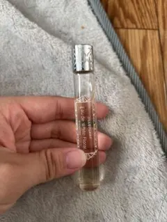 JILLSTUART Eau de White Floral ローラーボールのサムネイル