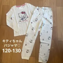 新品▪️H&M キティちゃん　長袖カットソーパジャマ♡120 130 ハローキティ