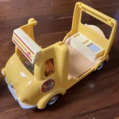 シルバニアファミリー　車 ホットドッグワゴン　小物のおまけつき