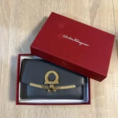 Salvatore Ferragamo キーケース
