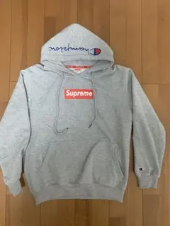 パーカー Lサイズ